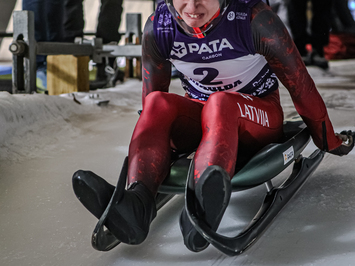 Siguldā noskaidroti Latvijas čempioni kamaniņu sportā 2026