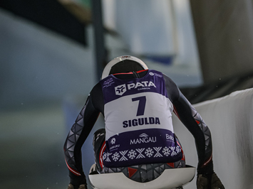 Siguldā noskaidroti Latvijas čempioni kamaniņu sportā 2026