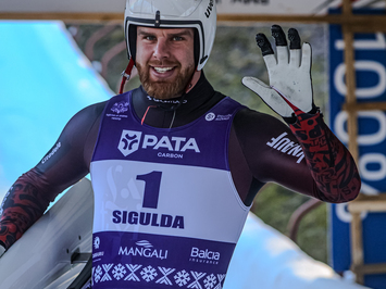 Siguldā noskaidroti Latvijas čempioni kamaniņu sportā 2026