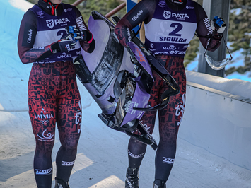 Siguldā noskaidroti Latvijas čempioni kamaniņu sportā 2026