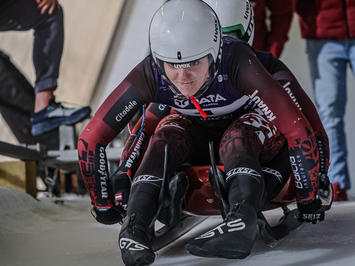 Siguldā noskaidroti Latvijas čempioni kamaniņu sportā 2026