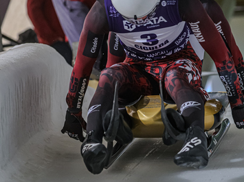 Siguldā noskaidroti Latvijas čempioni kamaniņu sportā 2026