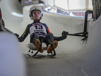 Siguldā noskaidroti Latvijas čempioni kamaniņu sportā 2026