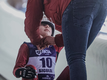 Siguldā noskaidroti Latvijas čempioni kamaniņu sportā 2026