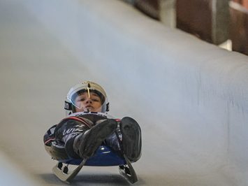 Siguldā noskaidroti Latvijas čempioni kamaniņu sportā 2026