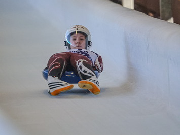 Siguldā noskaidroti Latvijas čempioni kamaniņu sportā 2026