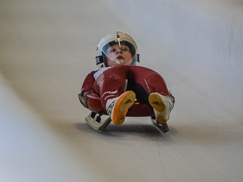 Siguldā noskaidroti Latvijas čempioni kamaniņu sportā 2026