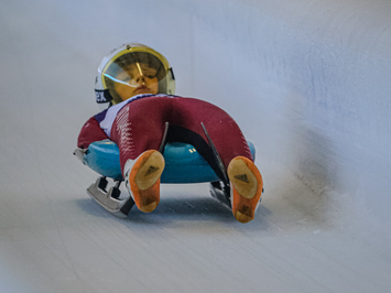 Siguldā noskaidroti Latvijas čempioni kamaniņu sportā 2026