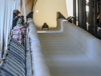 Siguldā noskaidroti Latvijas čempioni kamaniņu sportā 2026