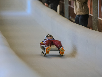 Siguldā noskaidroti Latvijas čempioni kamaniņu sportā 2026