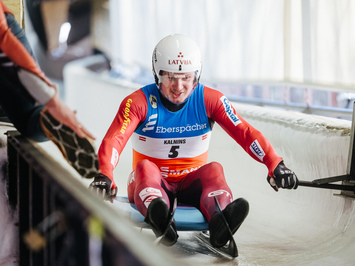 SIGULDĀ NOSKAIDROTI VETERĀNU SACENSĪBU UZVARĒTĀJI KAMANIŅU SPORTĀ