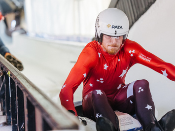 SIGULDĀ NOSKAIDROTI VETERĀNU SACENSĪBU UZVARĒTĀJI KAMANIŅU SPORTĀ