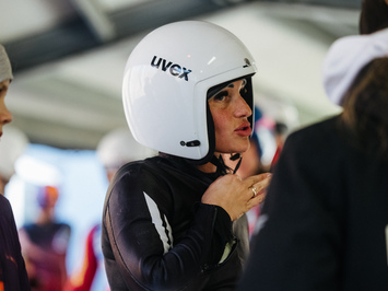 SIGULDĀ NOSKAIDROTI VETERĀNU SACENSĪBU UZVARĒTĀJI KAMANIŅU SPORTĀ