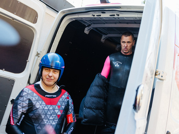 SIGULDĀ NOSKAIDROTI VETERĀNU SACENSĪBU UZVARĒTĀJI KAMANIŅU SPORTĀ