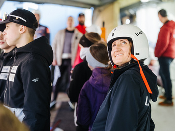 SIGULDĀ NOSKAIDROTI VETERĀNU SACENSĪBU UZVARĒTĀJI KAMANIŅU SPORTĀ