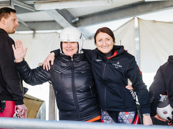 SIGULDĀ NOSKAIDROTI VETERĀNU SACENSĪBU UZVARĒTĀJI KAMANIŅU SPORTĀ