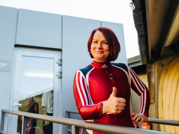 SIGULDĀ NOSKAIDROTI VETERĀNU SACENSĪBU UZVARĒTĀJI KAMANIŅU SPORTĀ