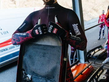 SIGULDĀ NOSKAIDROTI VETERĀNU SACENSĪBU UZVARĒTĀJI KAMANIŅU SPORTĀ