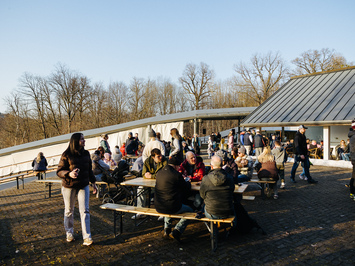 SIGULDĀ NOSKAIDROTI VETERĀNU SACENSĪBU UZVARĒTĀJI KAMANIŅU SPORTĀ