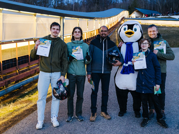 SIGULDĀ NOSKAIDROTI VETERĀNU SACENSĪBU UZVARĒTĀJI KAMANIŅU SPORTĀ