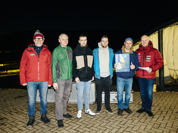 SIGULDĀ NOSKAIDROTI VETERĀNU SACENSĪBU UZVARĒTĀJI KAMANIŅU SPORTĀ