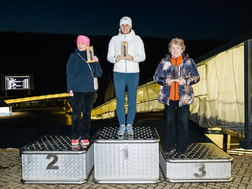 SIGULDĀ NOSKAIDROTI VETERĀNU SACENSĪBU UZVARĒTĀJI KAMANIŅU SPORTĀ