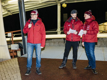 SIGULDĀ NOSKAIDROTI VETERĀNU SACENSĪBU UZVARĒTĀJI KAMANIŅU SPORTĀ