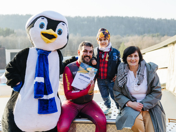 SIGULDĀ NOSKAIDROTI VETERĀNU SACENSĪBU UZVARĒTĀJI KAMANIŅU SPORTĀ