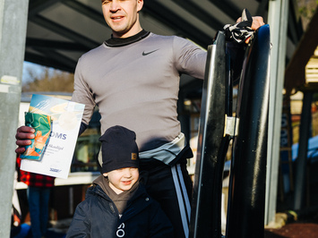 SIGULDĀ NOSKAIDROTI VETERĀNU SACENSĪBU UZVARĒTĀJI KAMANIŅU SPORTĀ