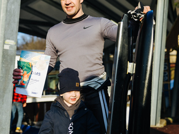 SIGULDĀ NOSKAIDROTI VETERĀNU SACENSĪBU UZVARĒTĀJI KAMANIŅU SPORTĀ