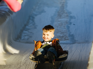 SIGULDĀ NOSKAIDROTI VETERĀNU SACENSĪBU UZVARĒTĀJI KAMANIŅU SPORTĀ