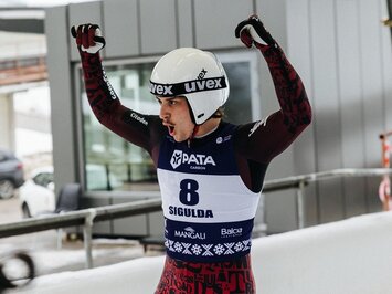 DROSME SĀKT NO JAUNA – JUNIORS GRUZDULIS-BOROVOJS IEMIN UZVARAS CEĻU JAUNĀ KAMANIŅU DISCIPLĪNĀ